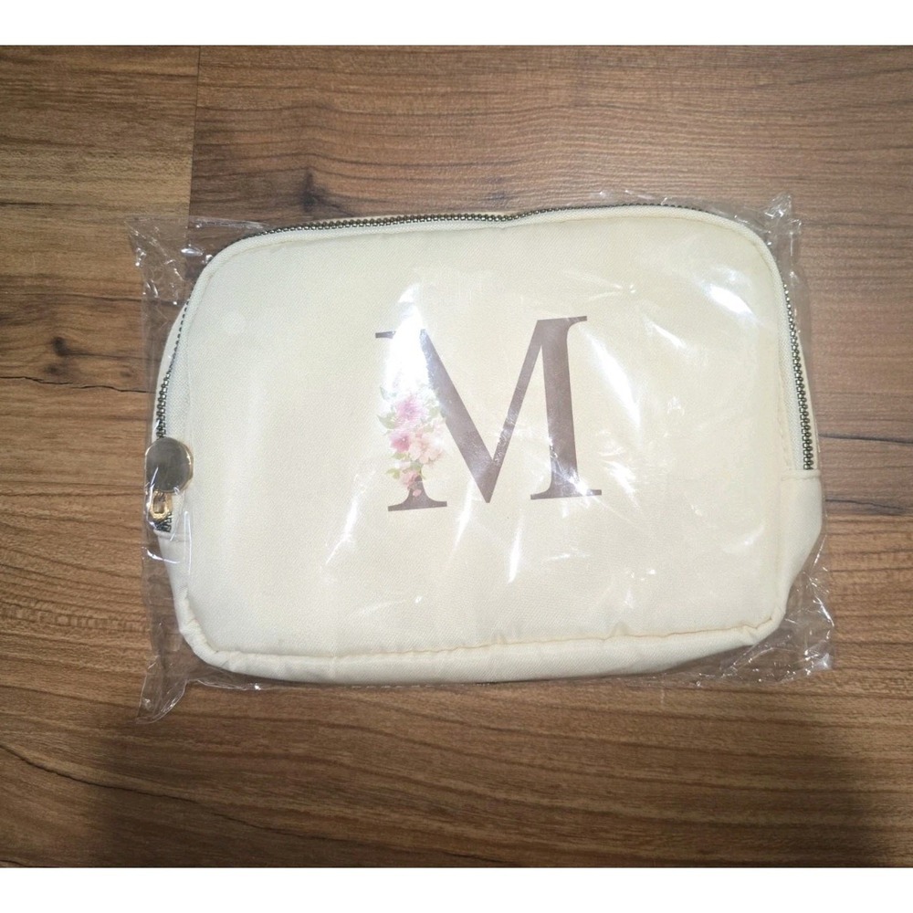 Fanny Pack Womens Initial M Cream Belt Adjustable Straps Running MOM S6